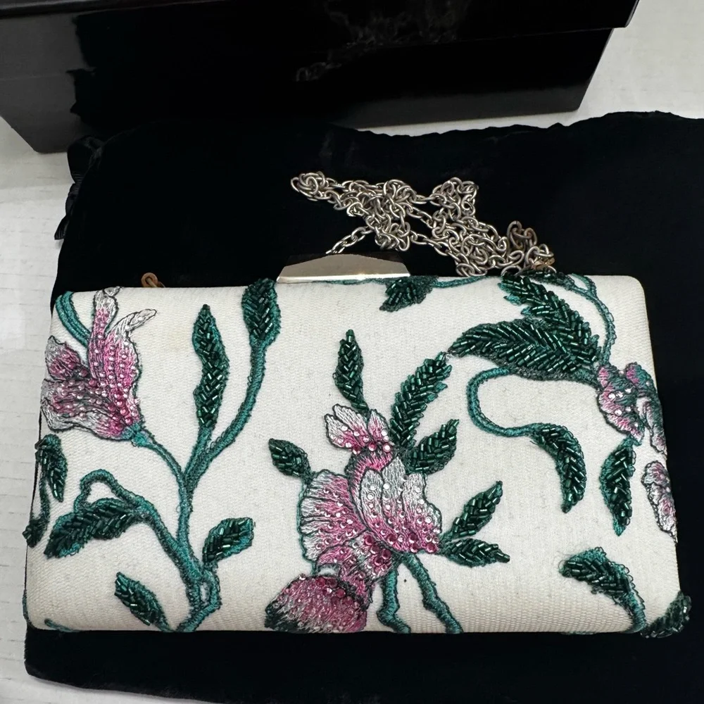 Tadashi Shoji Emerald Floral Beaded Clutch - 2017 Dillard's - Full Set w/ Box